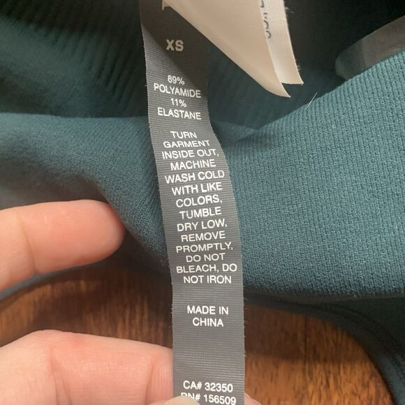 Vuori Simplicity Halter Top Beryl Ribbed Blue/Green Sleeveless Shirt Sz XS - Picture 6 of 7